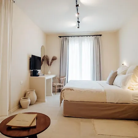 Thymises Boutique Hotel