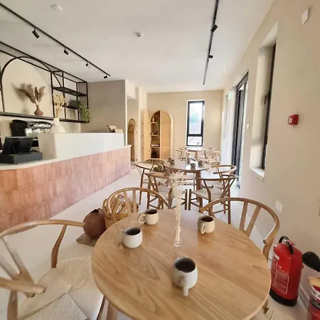 Otel Thymises Boutique *