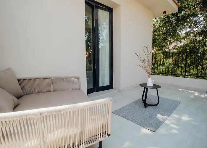 מלון Thymises Boutique *