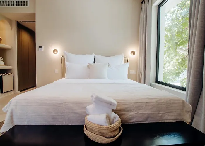 Thymises Boutique מלון