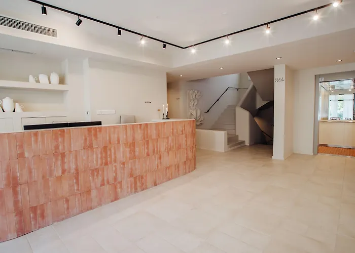 Thymises Boutique * קאקופטריה