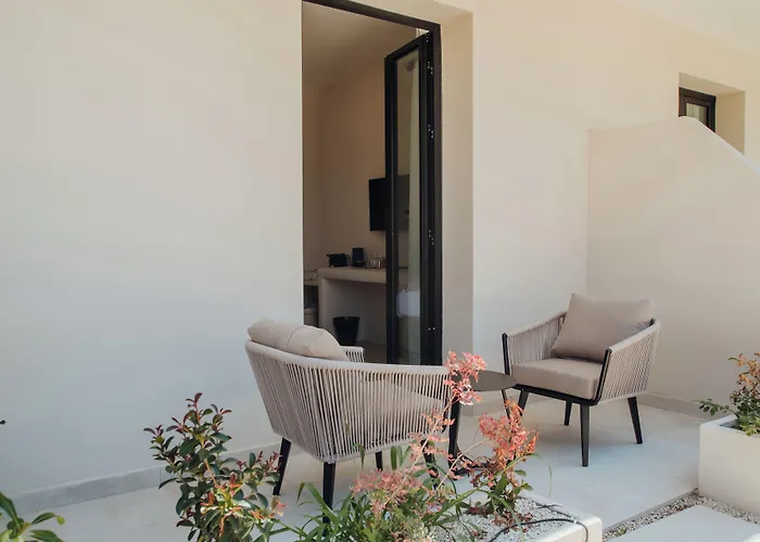 Thymises Boutique קאקופטריה